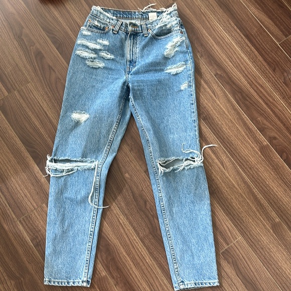 Levi Ripped denim - Picture 5 of 8